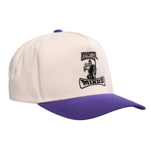 Load image into Gallery viewer, Snapback &quot;Hypnotize Minds&quot; Cream/Purple